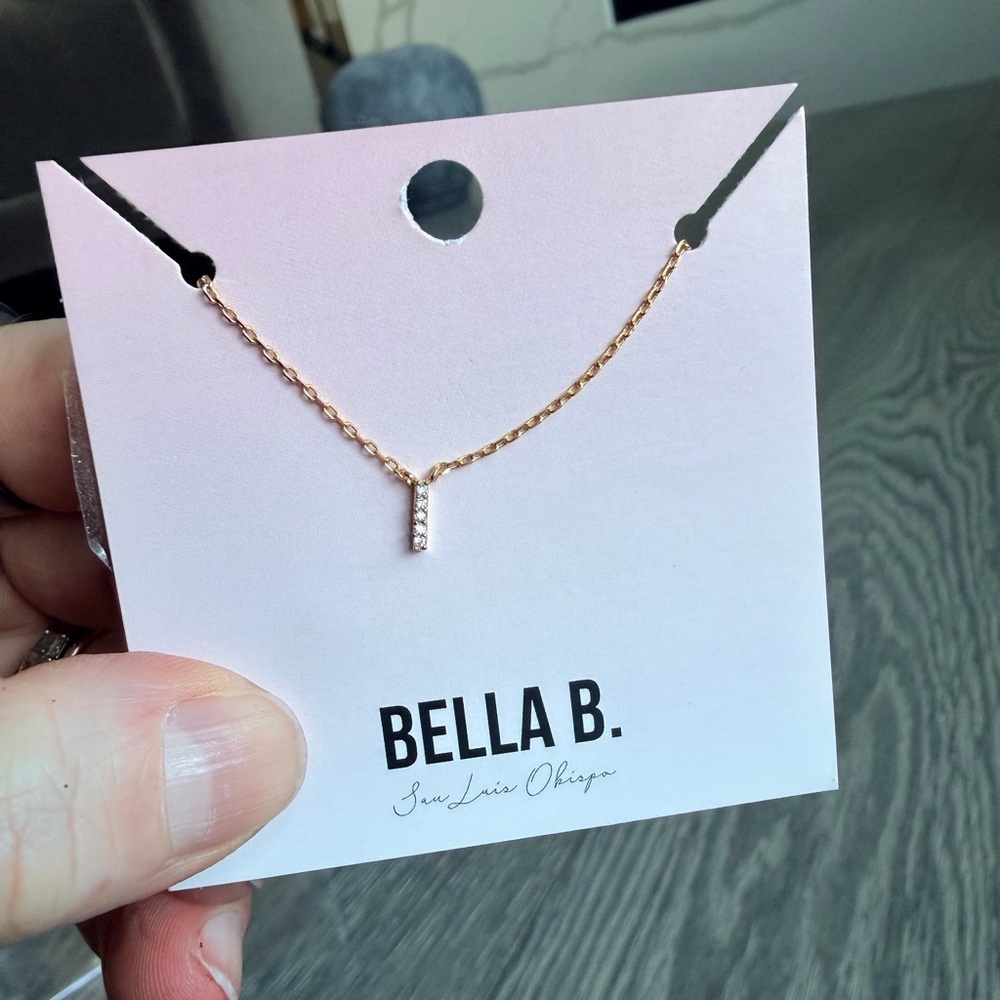Rhinestone Gold Initial Charm Necklace "I"